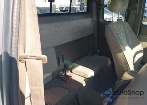 2000 Toyota Tacoma Xtracab z USA, uszkodzony, nr VIN 4TAWN72N7YZ659600